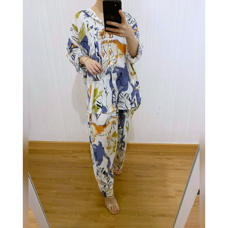 

ONE SET LUCCA ART 2 WARNA