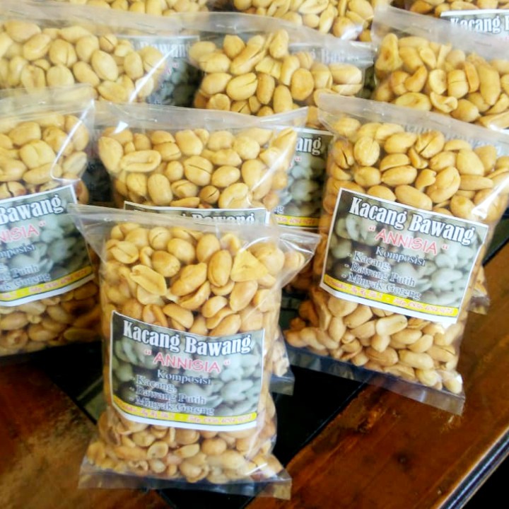 

KACANG GORENG BAWANG ORIGINAL ASLI 200 gram