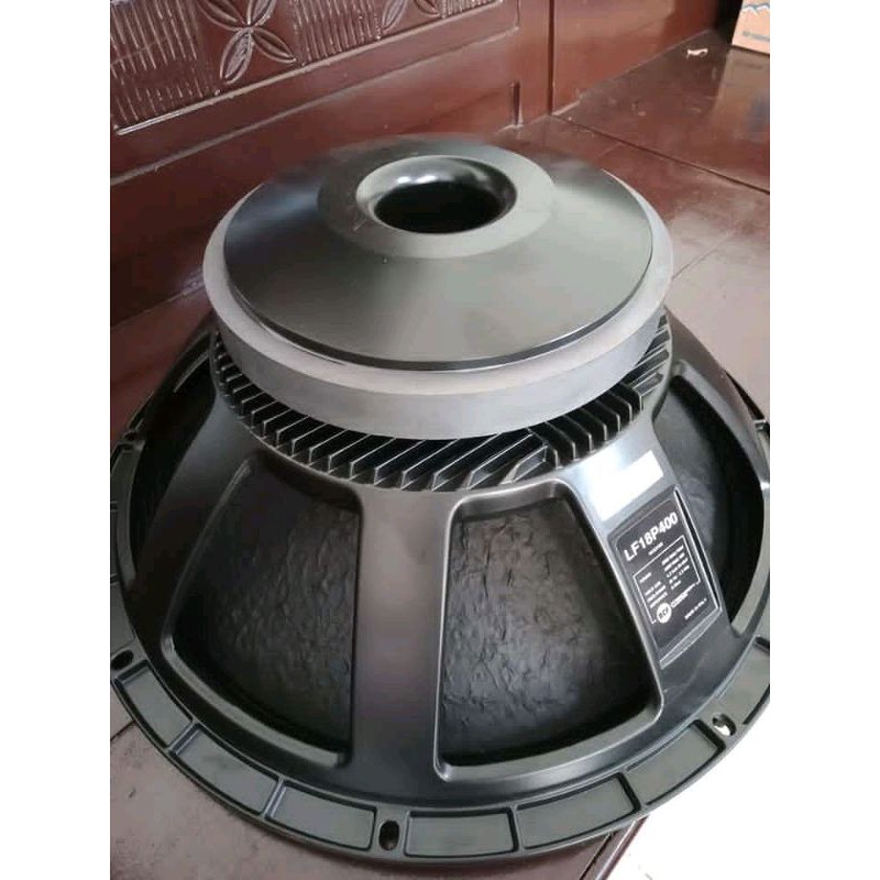 speaker RCF 18p400 grade A