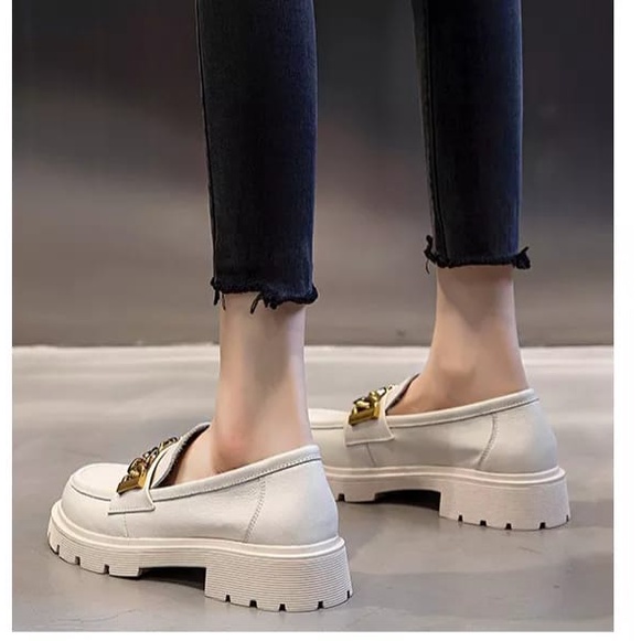 7.7 SEPATU LOAFERS DOCMART FASHION RANTAI BEIGE BEST SELLER RB 02