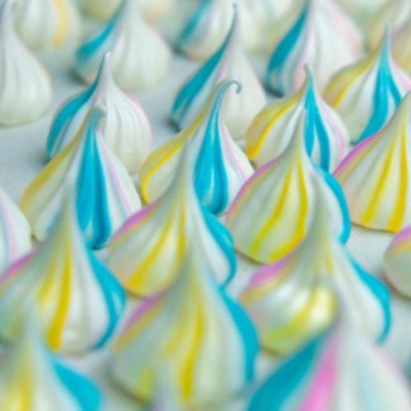 

[KODE PRODUK 9BVFN5065] Meringue Cookies Kue Busa Prancis Toples Kecil