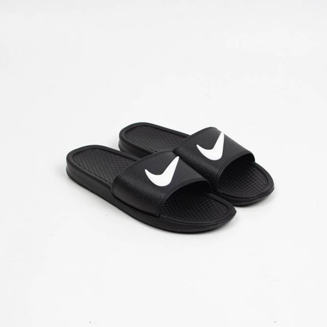 NEW SANDAL WANITA NIKE BANNESSI GRADE ORI VIETNAM, SANDAL KARET SANDAL FLIP FLOP SANDAL SANTAI WOMAN