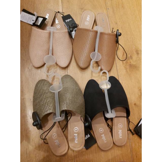  SANDAL  SELOP WANITA RUBI  ESSENTIAL AVERY MULE TOE Shopee 