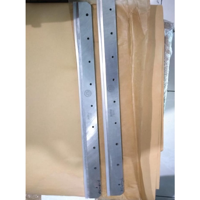 

Sparepart mata pisau pemotong kertas 868 atau 858