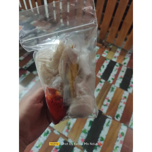 

seblak komplit level 5 + cuanki lidah + aci