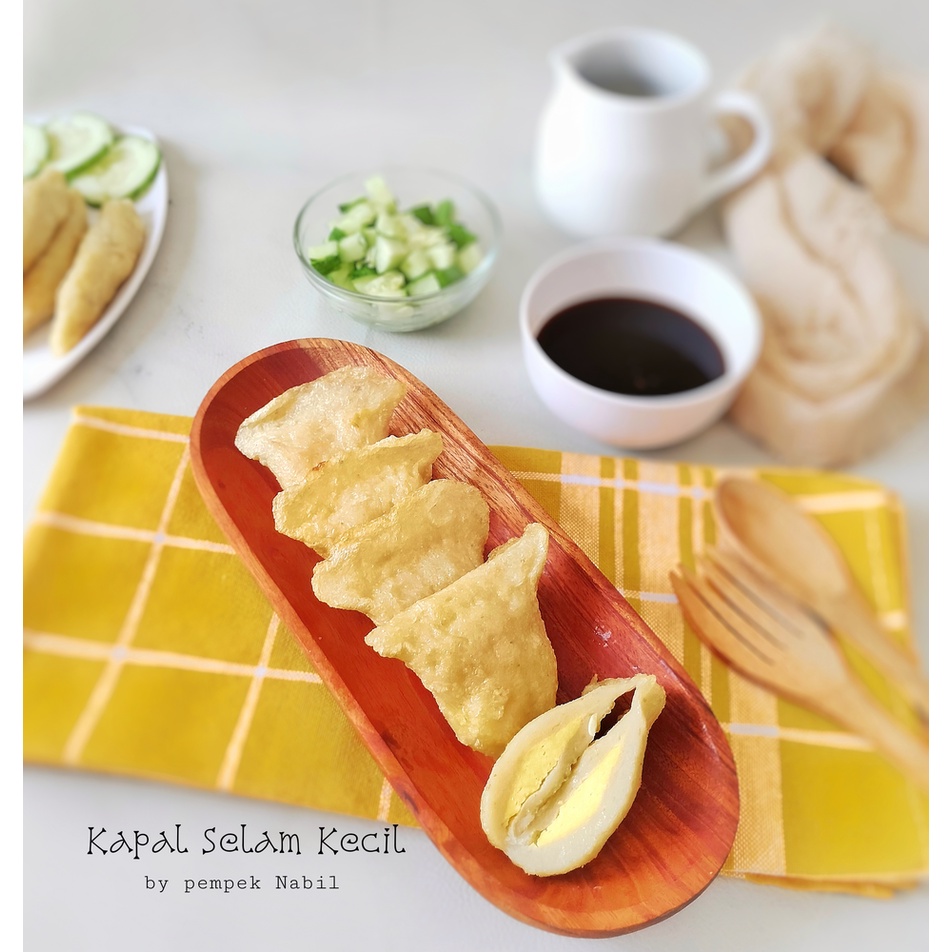 

PEMPEK KAPAL SELAM KECIL 5 PCS - PEMPEK TELOR / TELUR IKAN TENGGIRI PEMPEK NABIL
