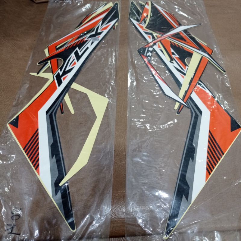 Lis Striping KLX 150 2014 Hitam Orange
