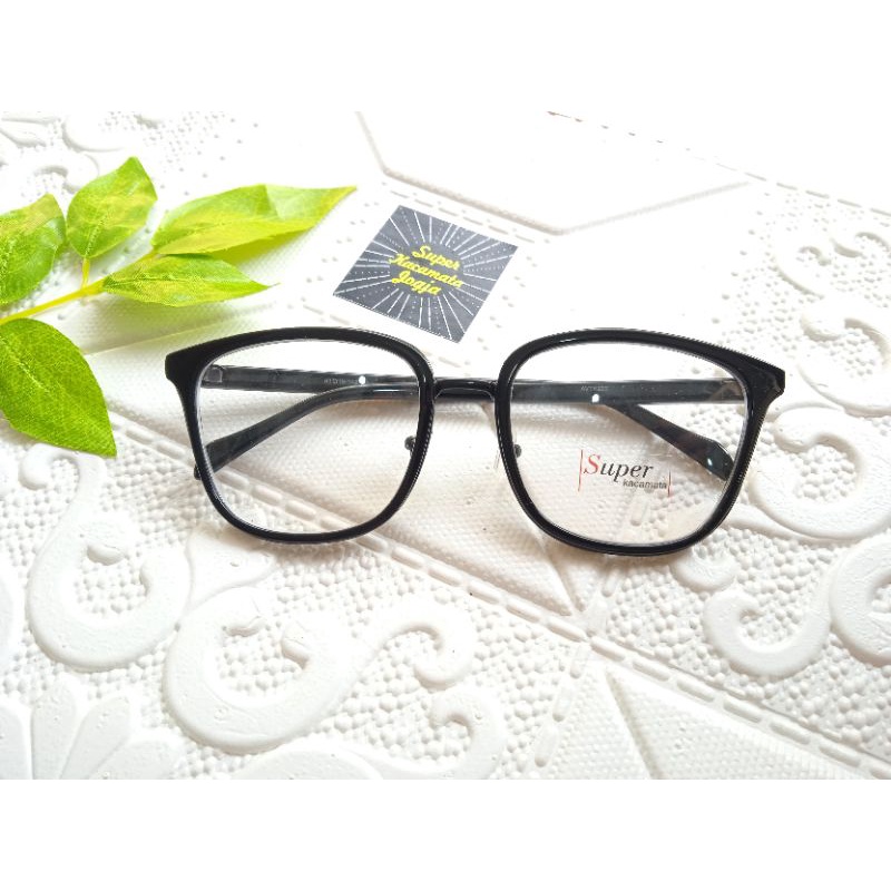 KACAMATA MINUS LEBAR AVT6220