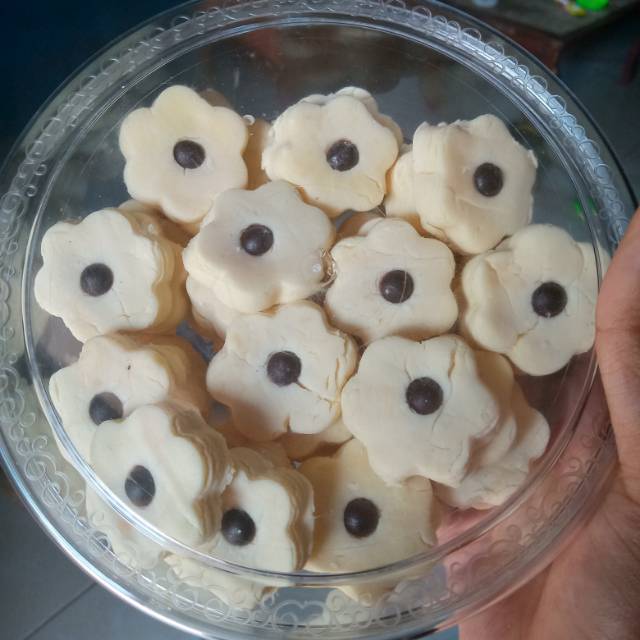 

Kue kering Kue nastar susu