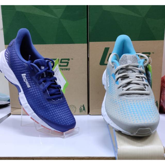 Sepatu running legas