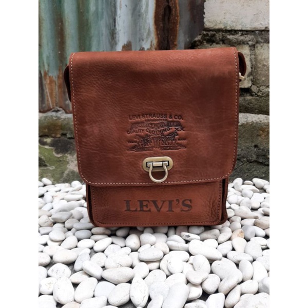Tas Selempang Pria Kulit Original Brand Levis