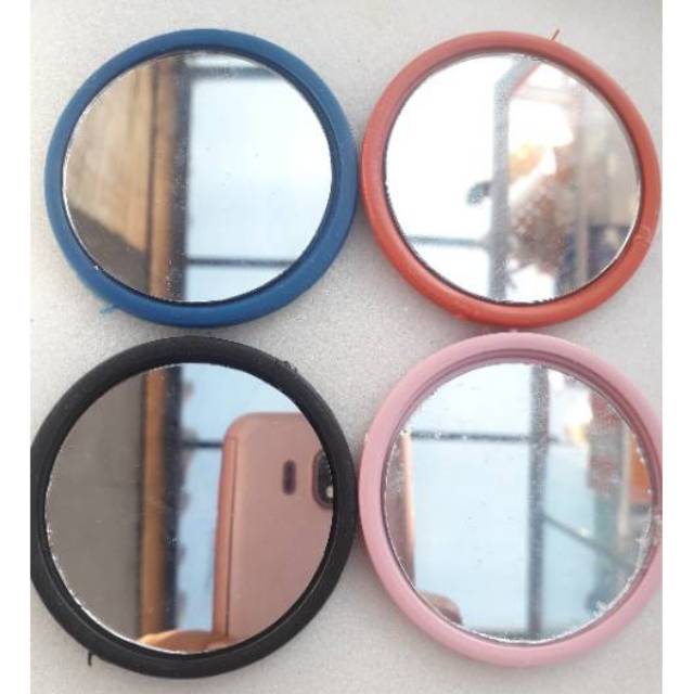 Cermin kotak/ bulat kecil