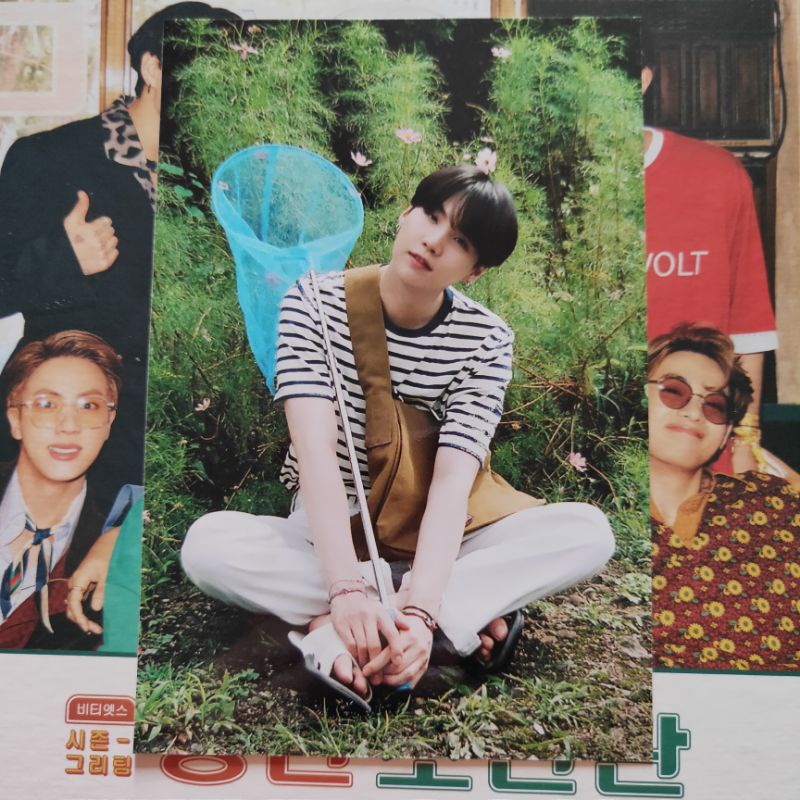 (LIMITED) BTS SUGA 4x6 OFFICIAL PHOTO SEASON GREETING