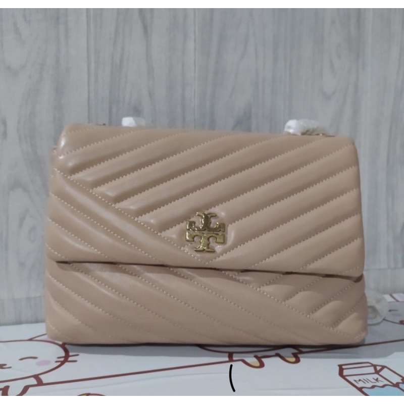 Tory Burch Kira Chevron Convertible Shoulder Bag ( Devon Sand )