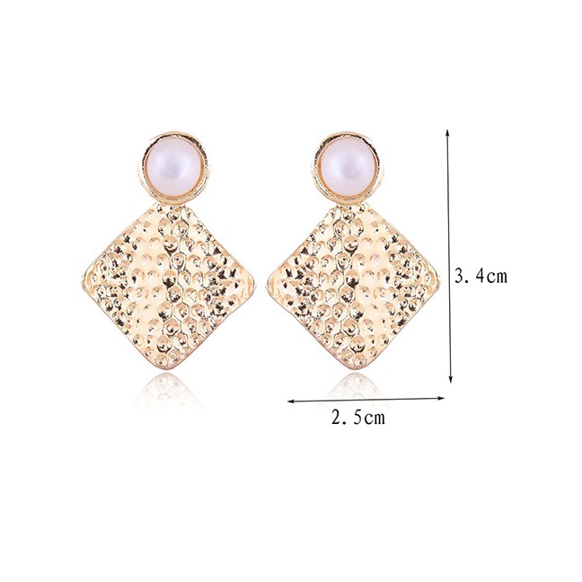 LRC Anting Tusuk Fashion Gold Metal Geometric Stud Earrings A59766