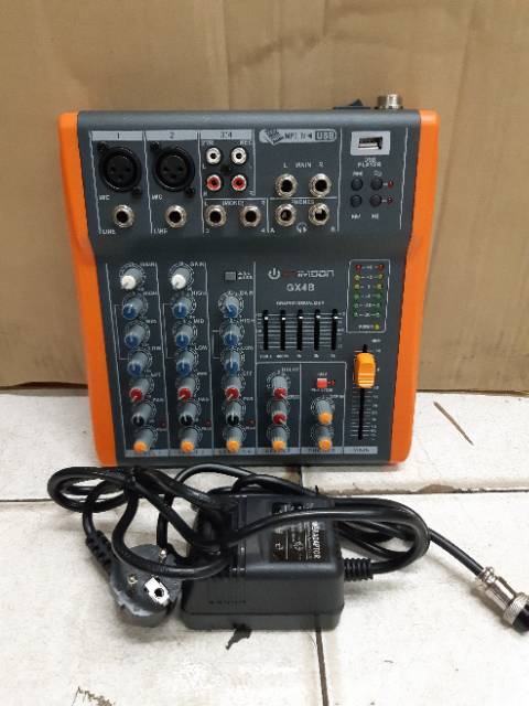 MIXER 4 CHANNEL CRIMSON GX4 EFFECT VOCAL DELAY USB EQUALIZER