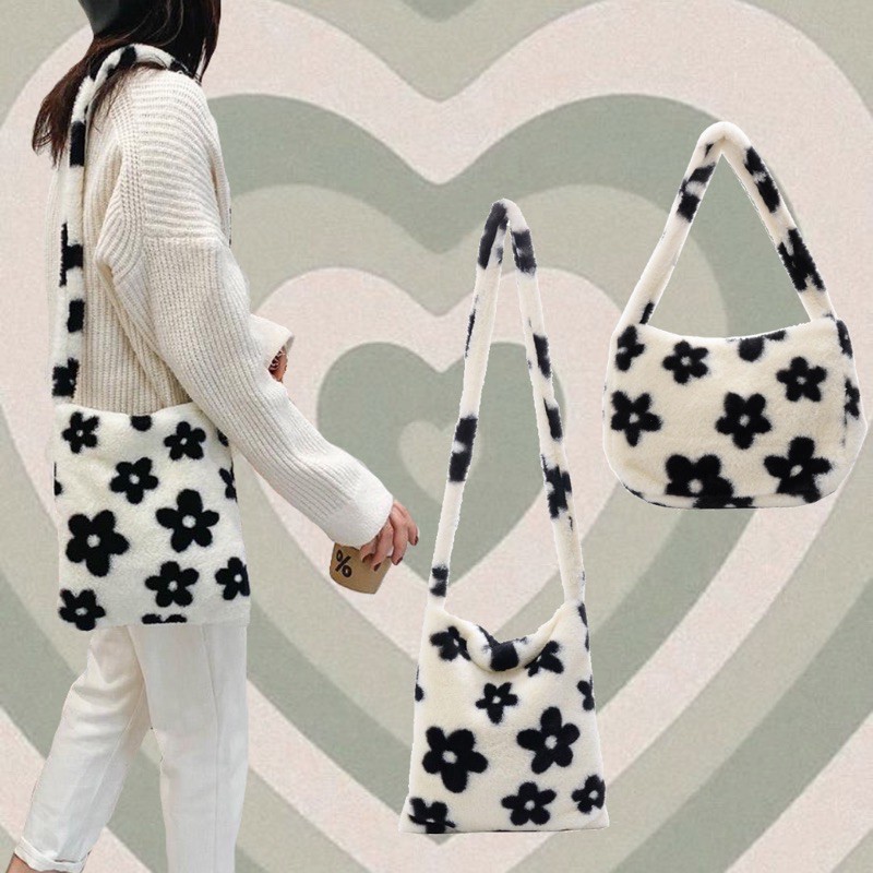 fluffy daisy bag