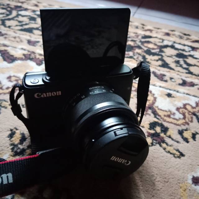 Kamera mirrorless CANON M10