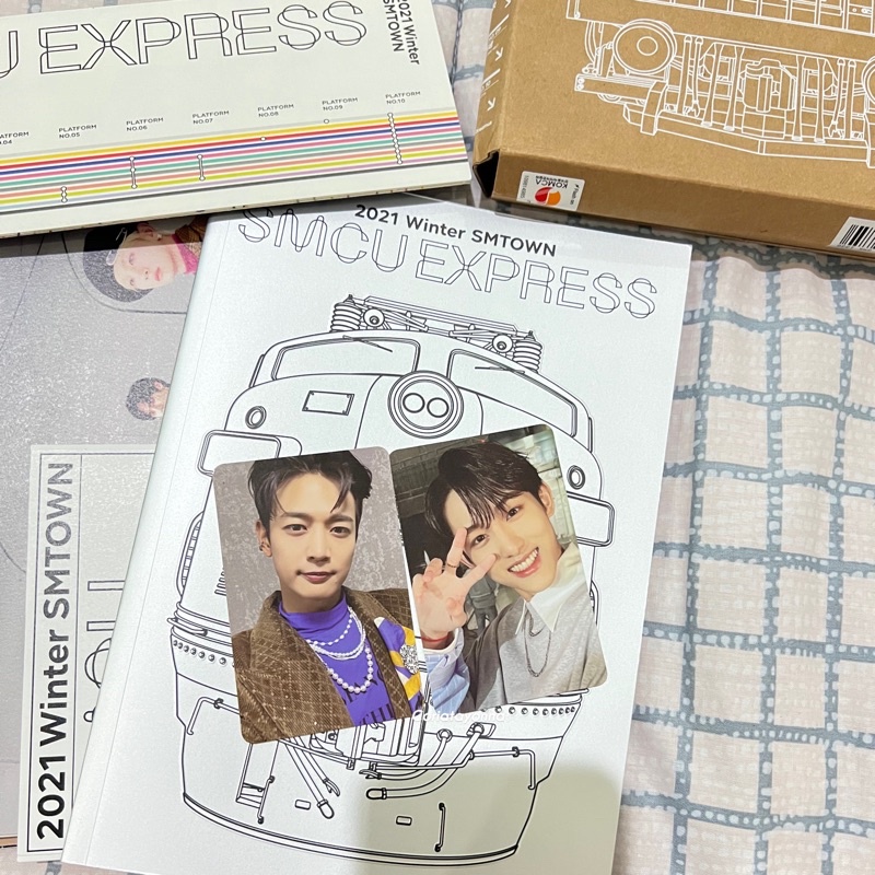 BOOKED UNSEALED SMTOWN SMCU EXPRESS 2021 Winter Official - MINHO WINWIN PC PHOTOCARD [ SMTOWN VER ] 