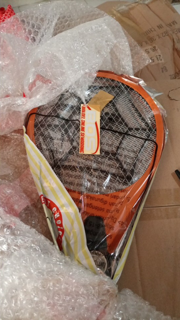 Raket Pembasmi Nyamuk 2 In 1. Sistem Charger Dilengkapi Senter Led