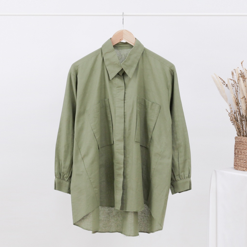 Kemeja Wanita Kantong Dua Rami Genevra-Olive