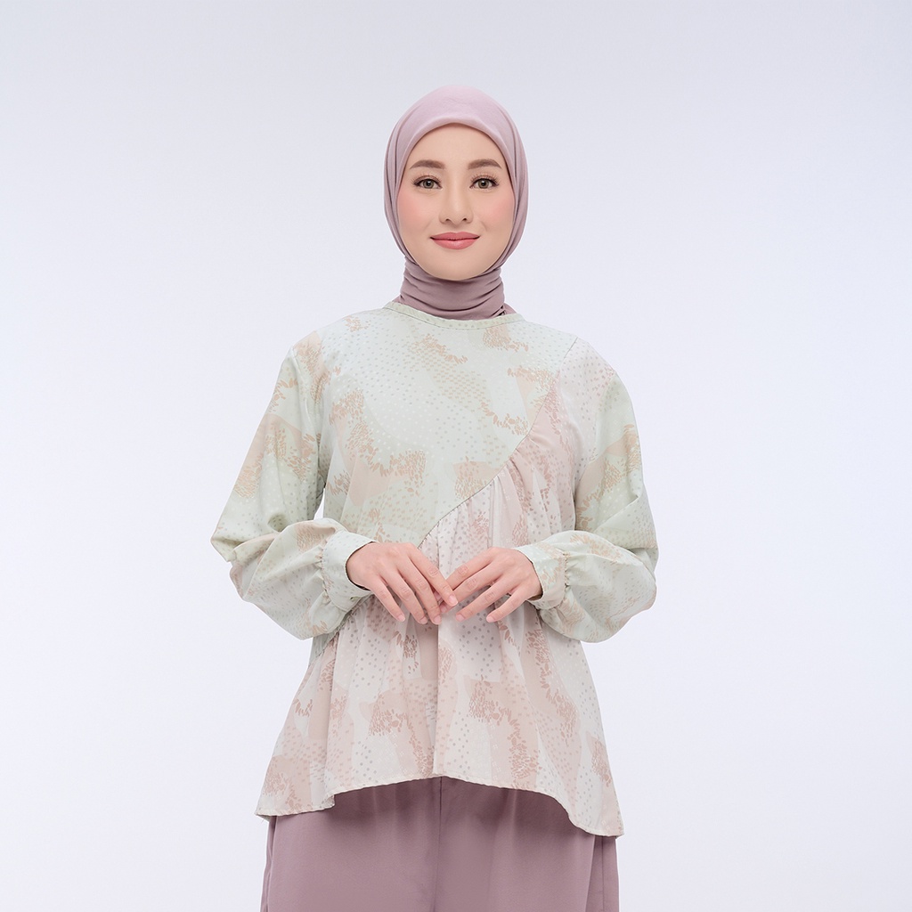 ZM Zaskia Mecca Feat Fanny Fabriana - Xanju Tan Blouse - Jelita Indonesia - Edisi Geopark Belitung