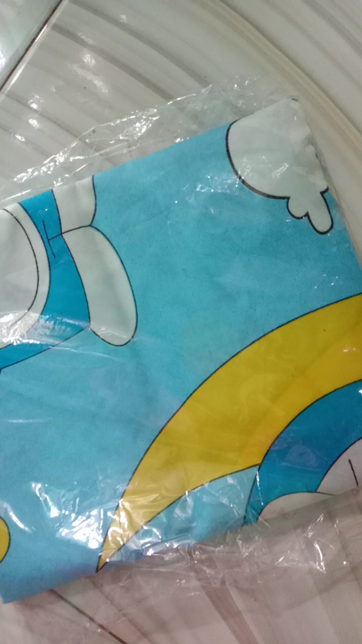 Shakeel Gorden - Gorden Jendela Karakter Doraemon Hellokitty