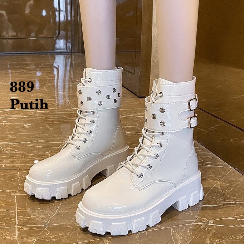 SEPATU BOOTS WANITA  889