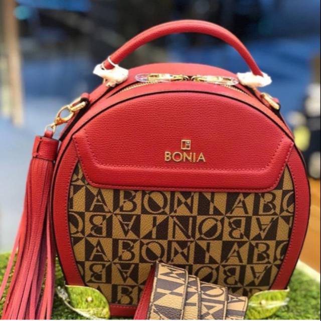 Bonia sonia