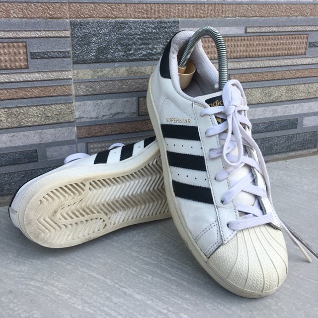 sepatu adidas original bekas