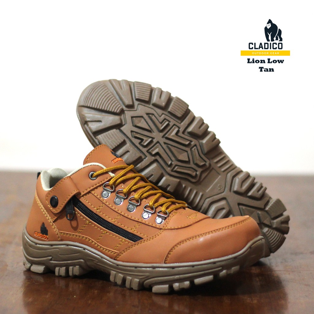SEPATU BOOTS PRIA SAFETY CLADICO LION LOW ORIGINAL-TAN