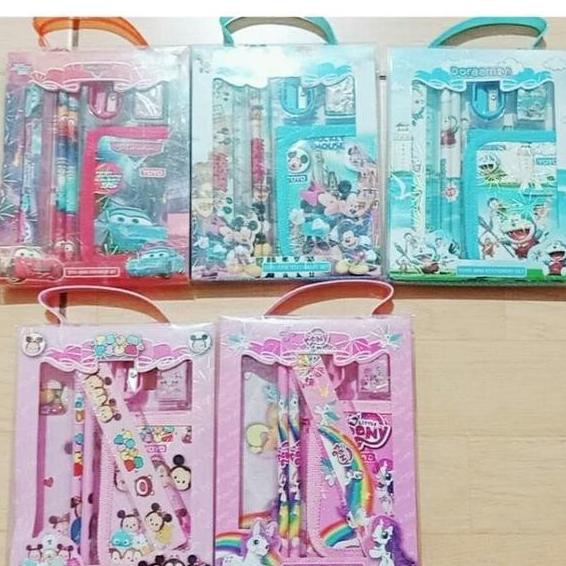 

1 Set Perlengkapan Doraemon / Alat Tulis Karakter Doraemon / Sekolah