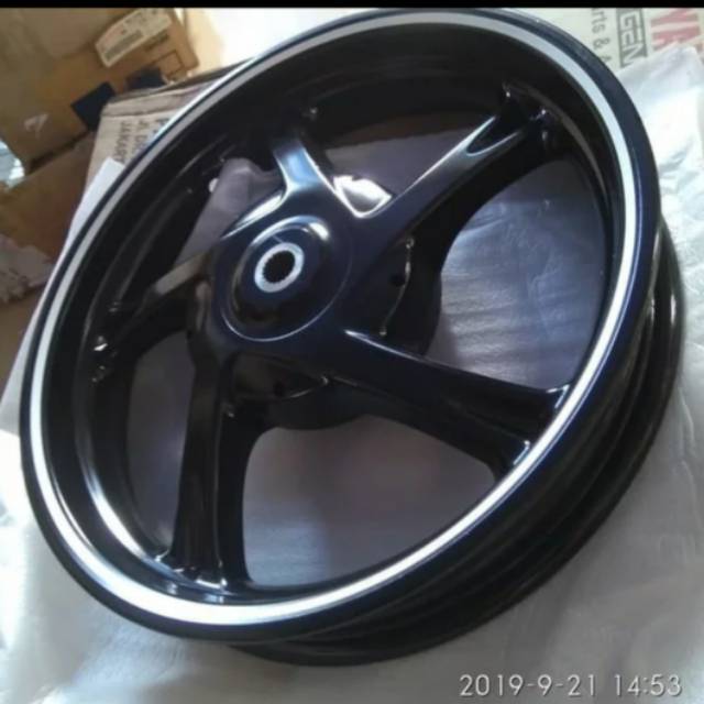Velg racing belakang yamaha Xride 125 original ygp