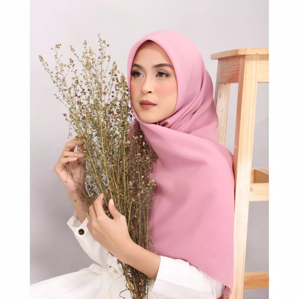 Khimar Segi 4 Syafany Super Finne Polos Murah Meriah-DustyPink