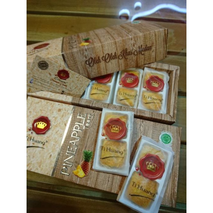 

Pineapple Taart Nastar Ti Huang