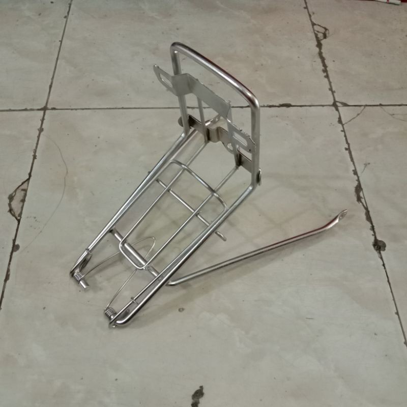 Rak jepit Kranjang depan Honda C70 C50 Bekjul pispot