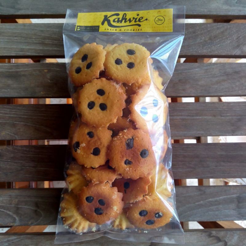 

Bolu Kering Choco Chips ±250gr