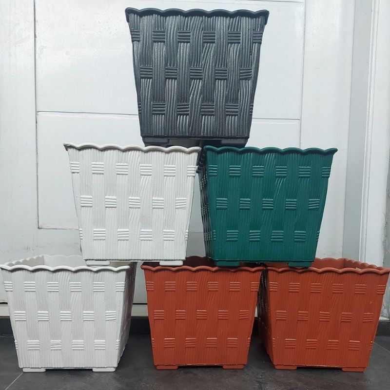 Pot Bunga Citra 25 kode 910 motif Rotan Putih Hijau Hitam Coklat diameter 17 cm Motif Rotan Pot Plas