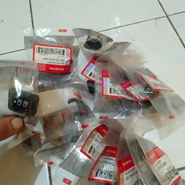 Tombol soket saklar dim 3 titik atau tombol 3 pungsi honda beat vario revo