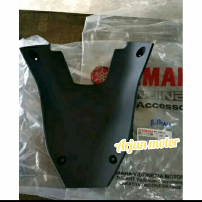PANEL INNER COVER MESIN TENGAH R15 VVA ORIGINAL YGP