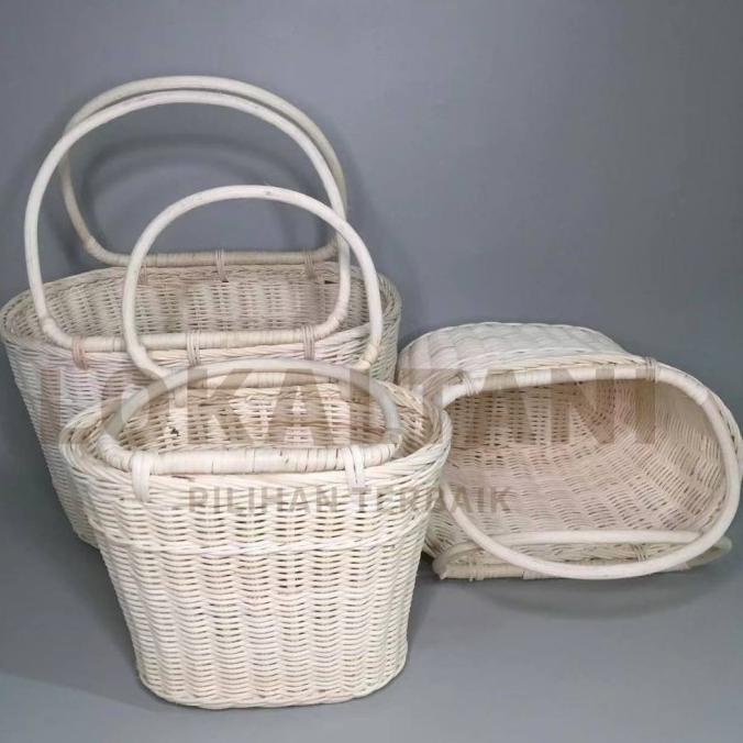 

Keranjang Rotan Bentuk Tas Oval/ Keranjang rotan bambu