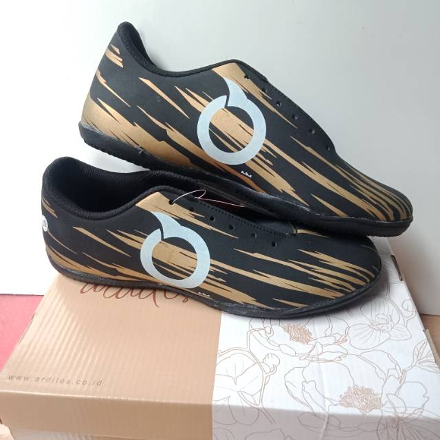  Sepatu  Futsal  Ortuseight REAL PICT Shopee  Indonesia