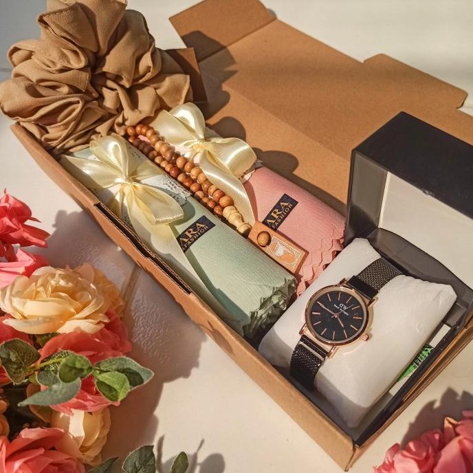 Premium Gift Box Kado Hijab Wanita Ulang Tahun Hampers Jam Tangan