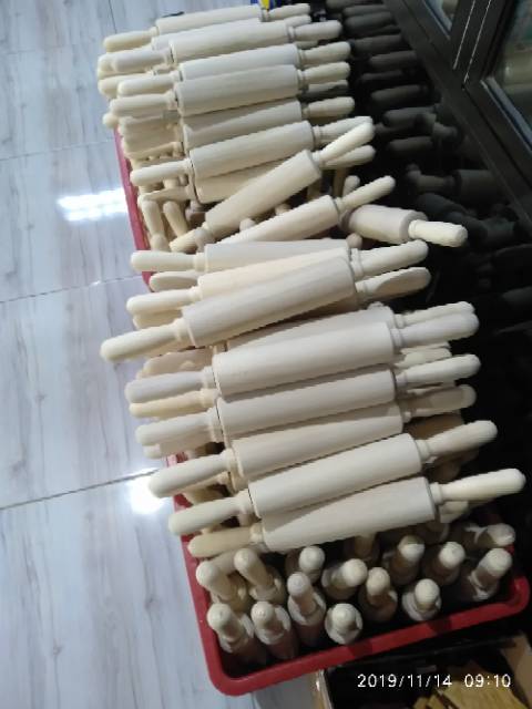 Rolling Pin Kayu MUTER / Roller Penggiling / Penggilas Adonan kue bahan kayu / Rolling Pin Adonan Kue (pegangan muter)