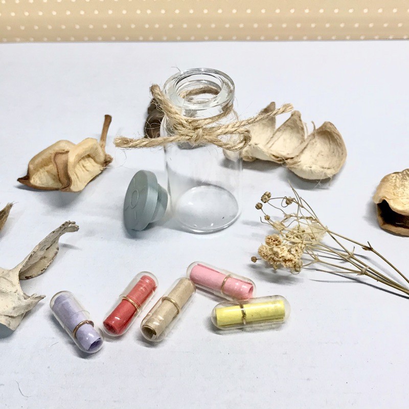 Love Vitamin - Messages capsules/ Kado Valentine/ Kapsul Pesan