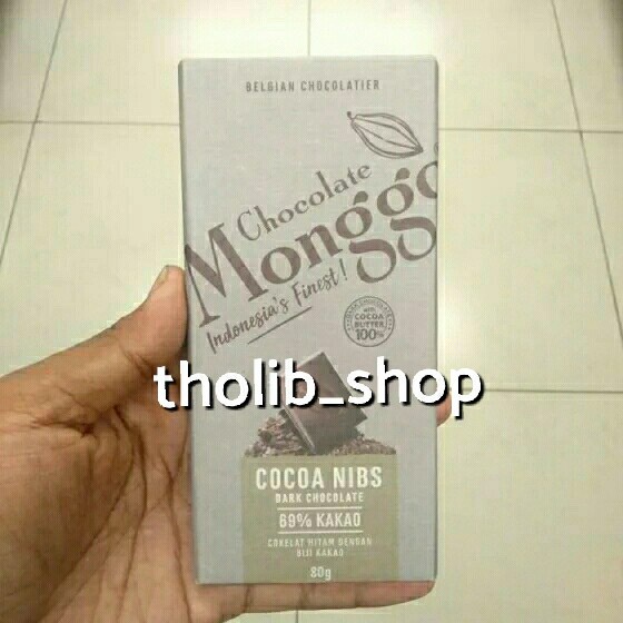 

monggo cocoa nibs dark 69% - coklat hitam dengan biji kakao 80gr