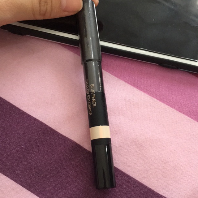 

Nudestix blur pencil crayon estomper