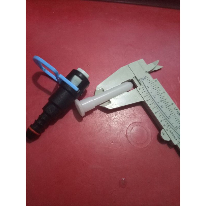 NEPEL KONEKTOR SAMBUNGAN SELANG BENSIN INJEKSI