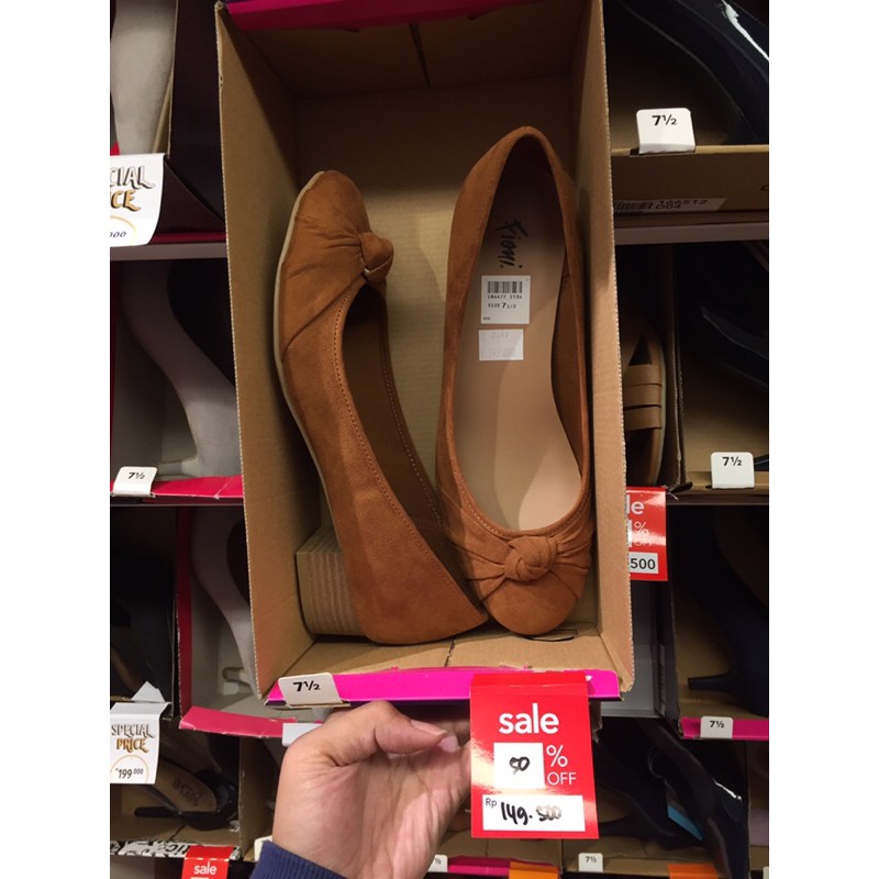 SALE Sepatu Heels fioni by payless original store JASA TITIP