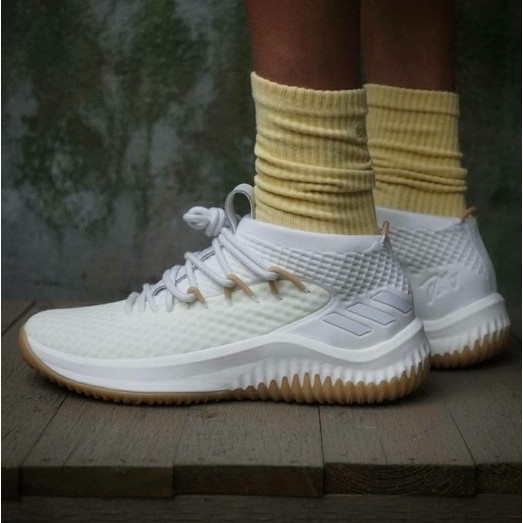 dame 4 white gum